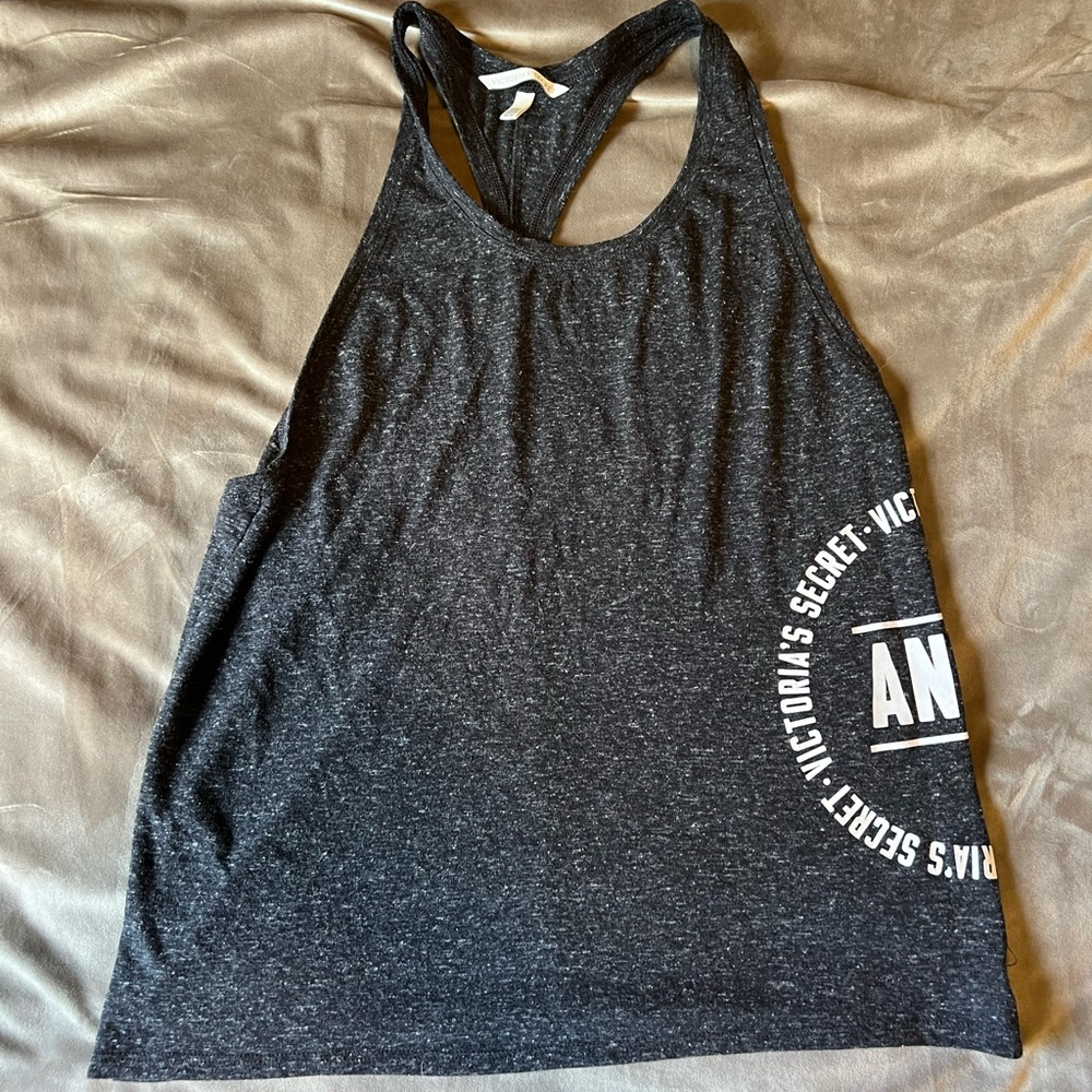 Victoria’s Secret top. Size M. Gently used.